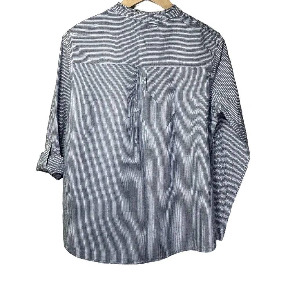 Eden & Olivia Blue/White Striped Pearl Roll Tab Button Front Shirt Size L - Picture 2 of 9